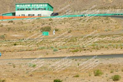 media/Jun-01-2025-CalClub SCCA (Sun) [[eae223c5dd]]/Group 5/Qualifying/